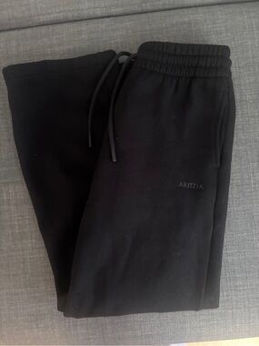 NWOT Aritzia Cozy Sweatfleece Boyfriend Wide Sweatpants Black 2XS